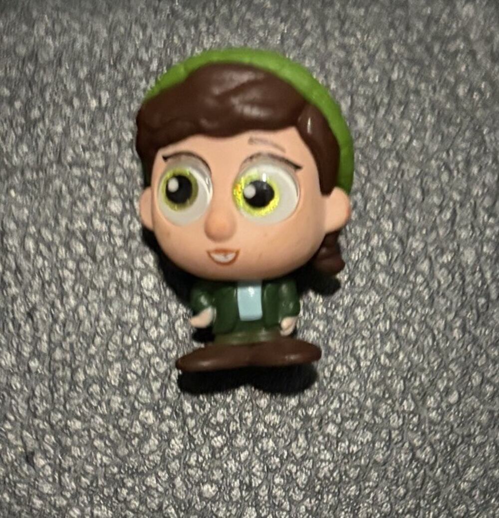 Disney Doorables - Miriam- Turning Red - Series 8- Ultra Rare